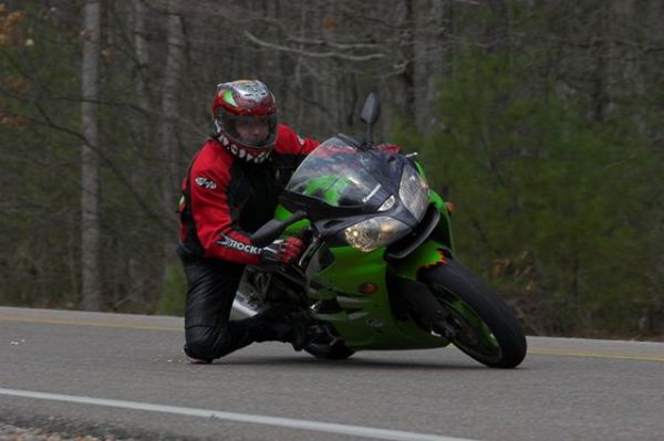 crotchrocketracingimg_3118_01.jpg