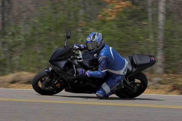 crotchrocketracingimg_3217_01.jpg