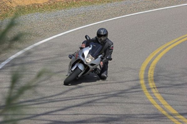 crotchrocketracingimg_3263_01.jpg