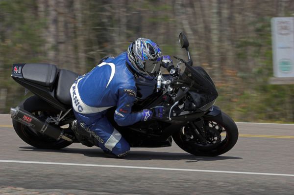 crotchrocketracingimg_3414_01.jpg