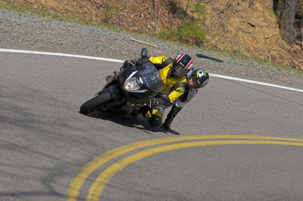 crotchrocketracingimg_3666_01.jpg