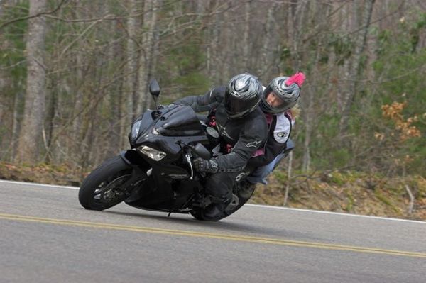 crotchrocketracingimg_4122_01.jpg