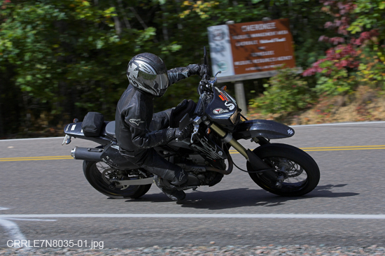 CRRLE7N8035-01.jpg