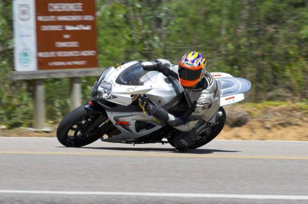 crotchrocketracingimg_4480_02.jpg