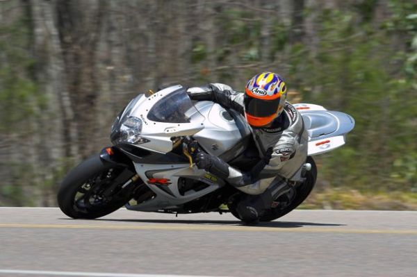 crotchrocketracingimg_4481_01.jpg
