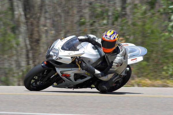 crotchrocketracingimg_4481_02.jpg