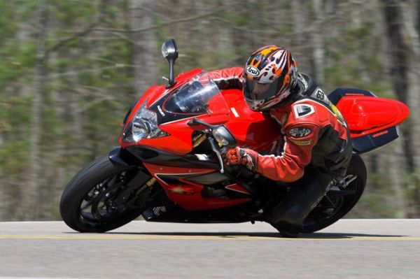 crotchrocketracingimg_4510_02.jpg