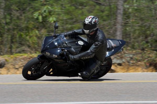 crotchrocketracingimg_4527_01.jpg