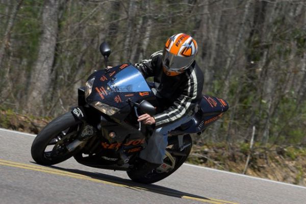 crotchrocketracingimg_4583_01.jpg