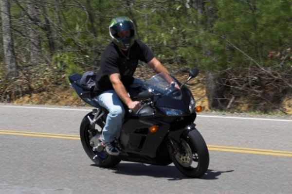 crotchrocketracingimg_4629_01.jpg