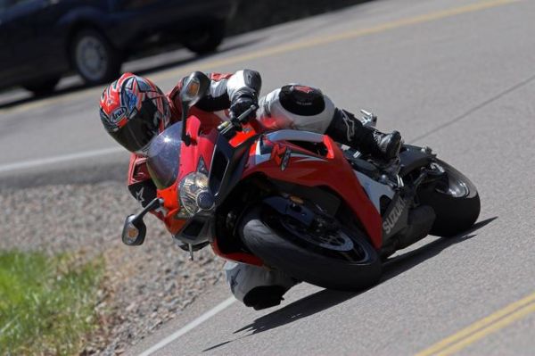 crotchrocketracingimg_5106_01.jpg