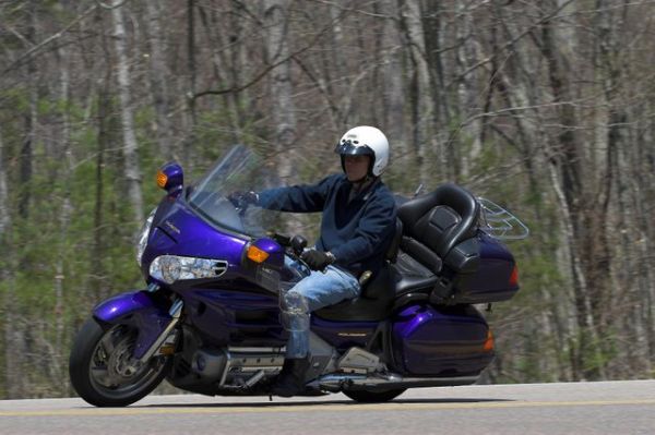 crotchrocketracingimg_4434_01.jpg